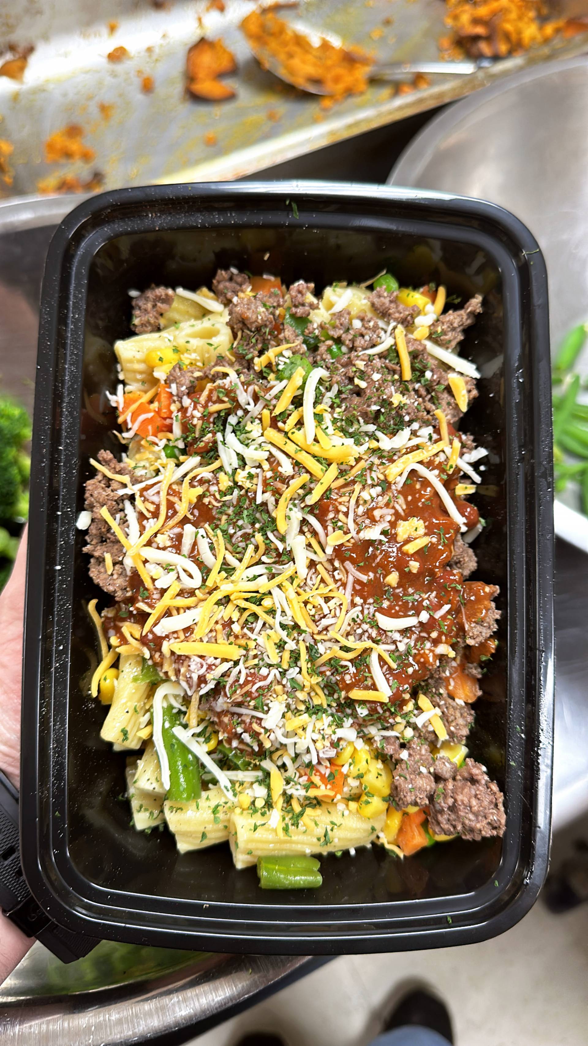 Chili Cheese ( Beef + Pasta )
