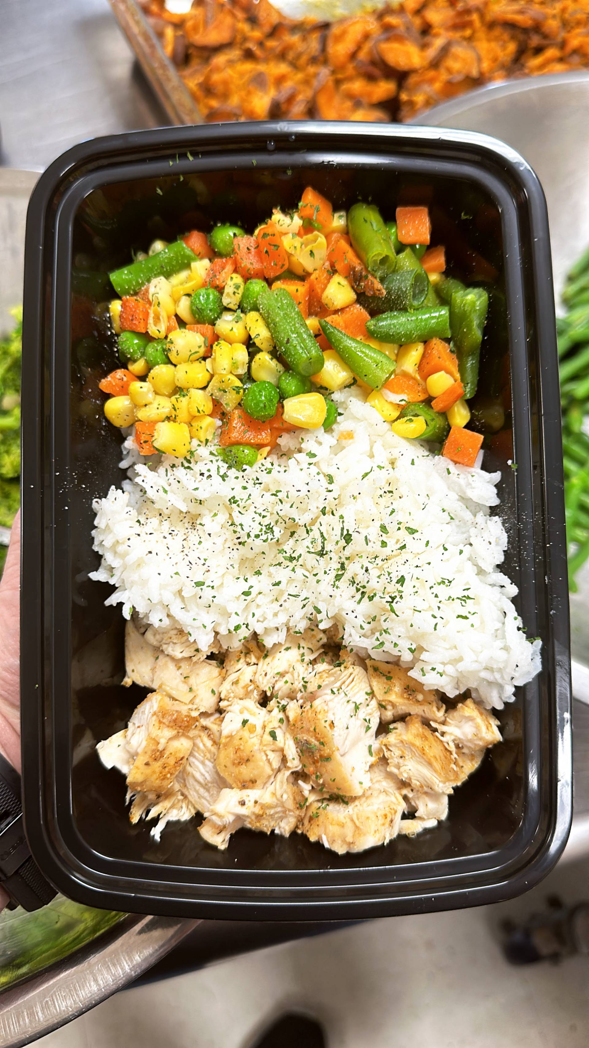 Chicken + Jasmine Rice + Mixed Veg