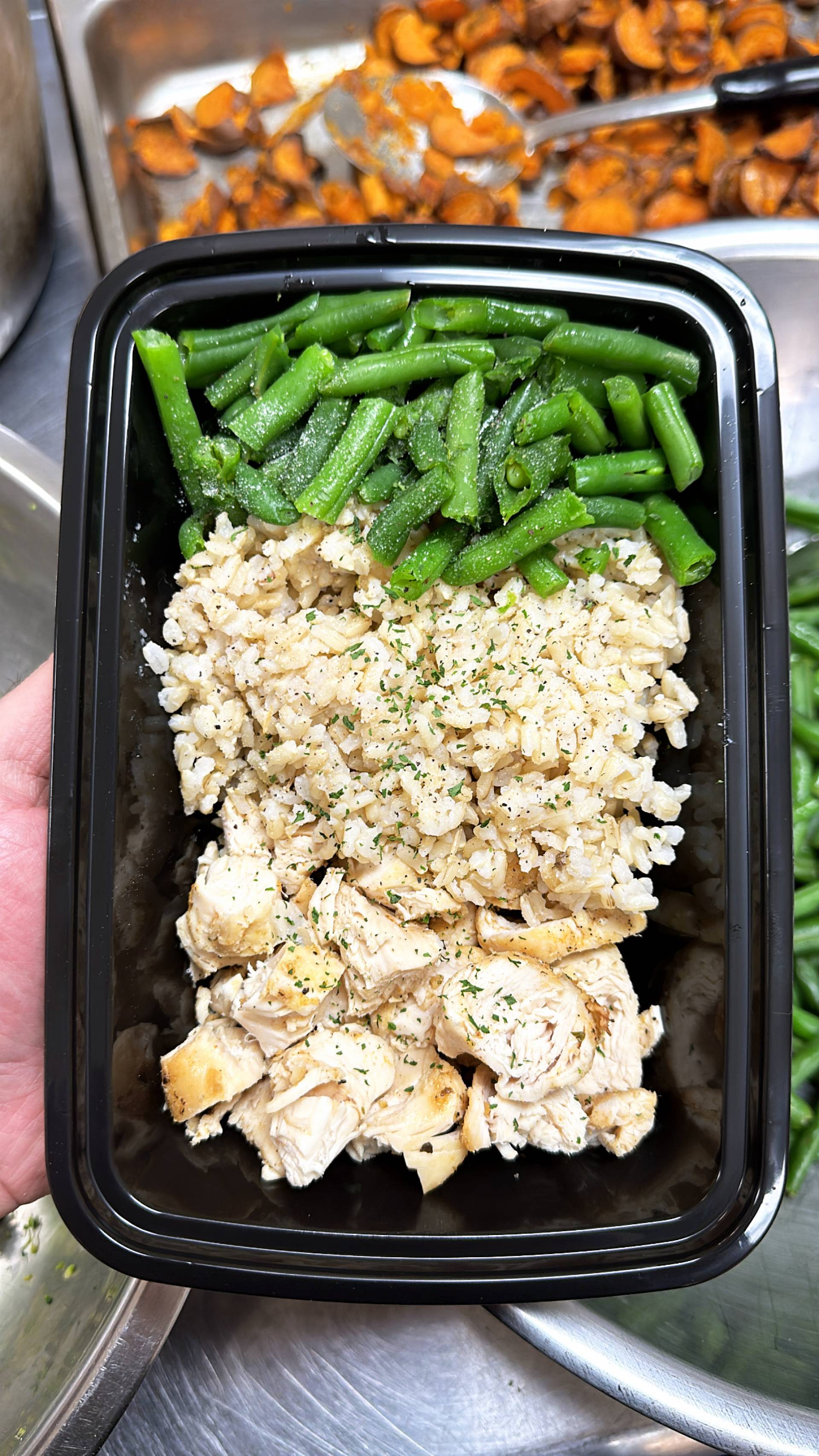 Chicken + Rice ( Brown ) + Green Beans
