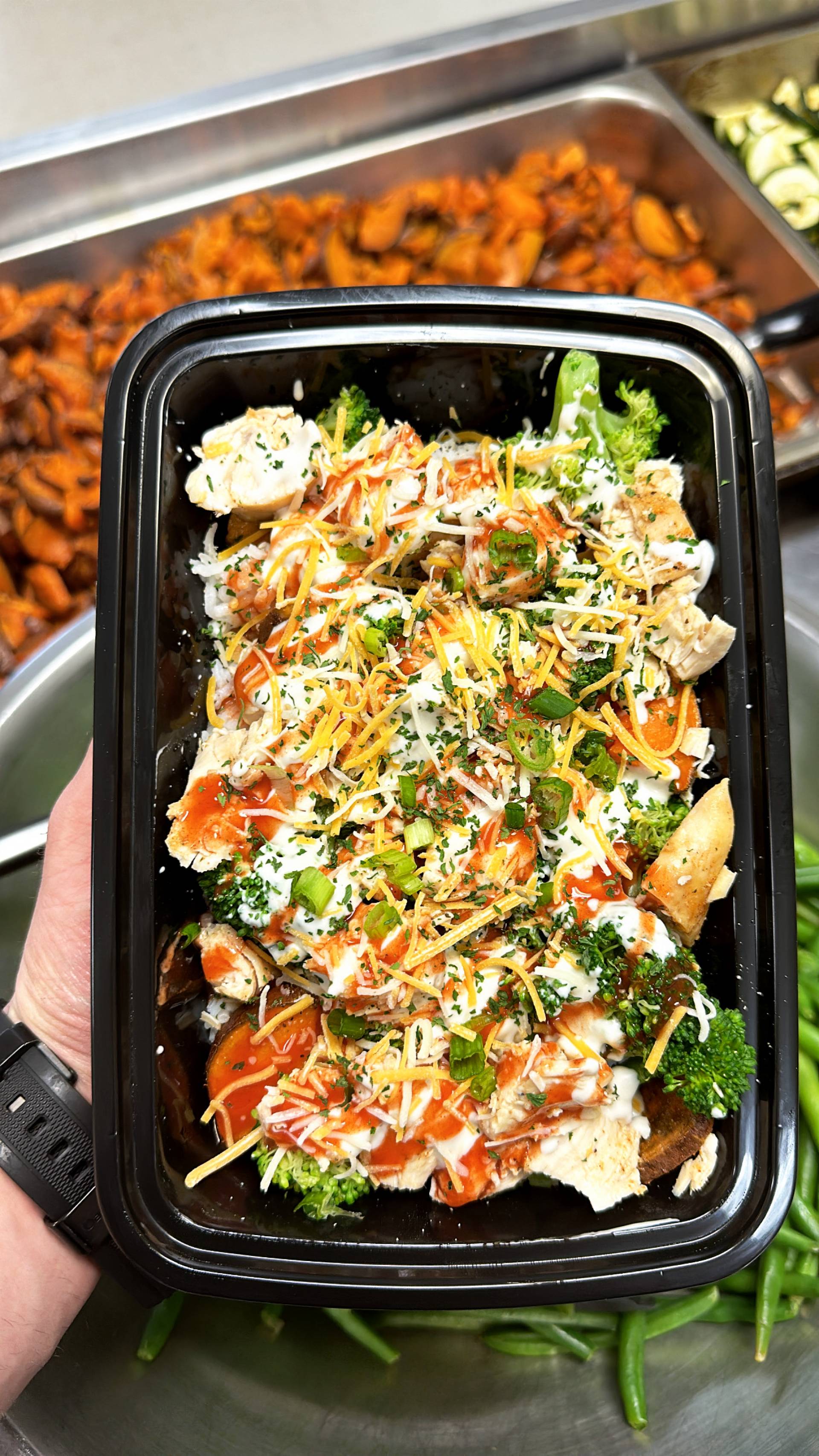 Garlic Buffalo ( Chicken + Pasta )